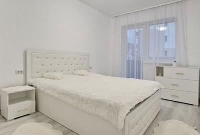 Apartament cu 3 camere decomandat în Sânpetru