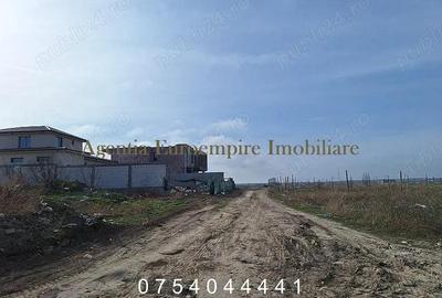 Teren de 403 mp, în Palazu Mare - 2