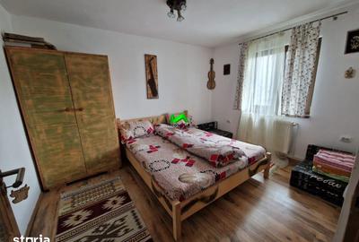 Casă cu 3 camere cu Teren 50 Mp în Central - 1