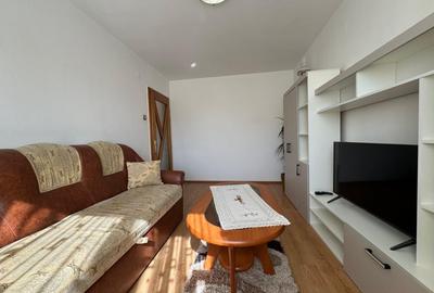 Astra, zona str. Liviu Cornel Babes, de inchiriat apartament cu 3 camere - 3
