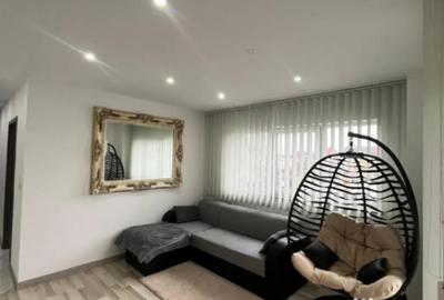 Apartament cu 3 camere decomandat în Central - 3