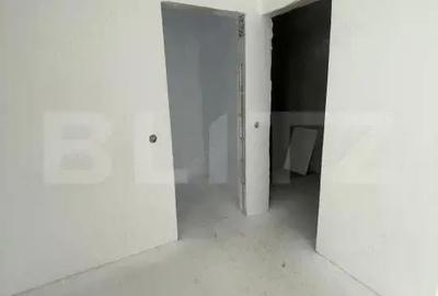 Casă cu 4 camere cu Teren 500 Mp în Unirea - 9