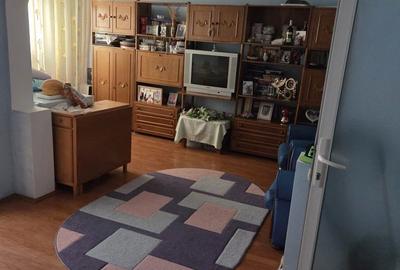 Apartament cu 4 camere decomandat în Zimnicea - 6