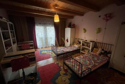 Casa de vanzare , strada Nicolae Balcescu - 12