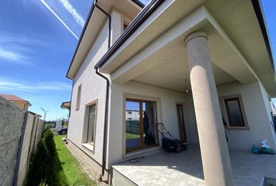 Casă individuală cu 5 camere cu Canalizare în Săcălaz - 2