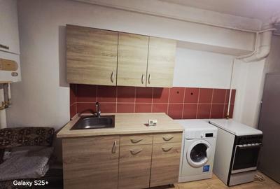 Ap 1 cam D, Gara, vis a vis Mc donalds - 7