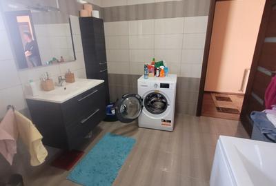 Casă individuală cu 5 camere cu Canalizare în Șura Mică - 2