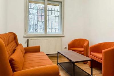 Apartament cu 2 camere decomandat, mobilat în Calea Călărașilor