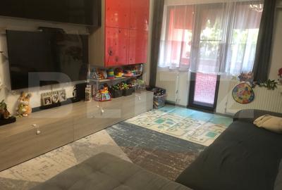De vanzare apartament , cu 3 camere, 60mp, zona Carpati 2 - 5