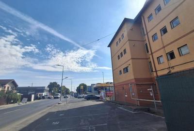 Garsonieră decomandată în Sud