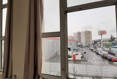 Spațiu industrial, de 1,359 mp, în Semicentral - 2