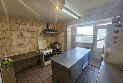 Pensiune 27 camere, 1350 mp teren, Deva zona Cetate - 10