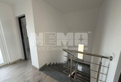 Casă cu 5 camere cu Teren 500 Mp în Central - 8