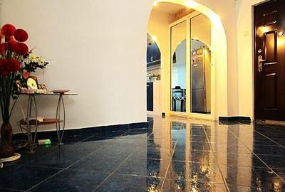 Apartament cu 3 camere decomandat în Micro 12 - 2