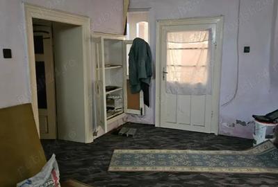 Casă cu 3 camere în Central - 4