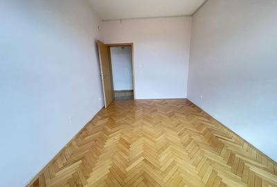 Pretabila pentru azil de batrani,clinica,gradinita - 17