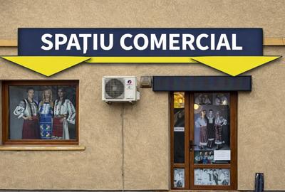 Spațiu comercial, de 42 mp, în Central - 8
