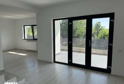 Casă cu 3 camere cu Teren 200 Mp în Central - 5