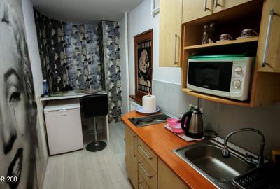 Garsonieră decomandată, mobilată în Mazepa 2 - 3