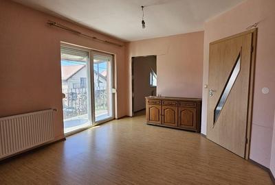 Casă individuală cu 5 camere cu Canalizare în Paleu - 7