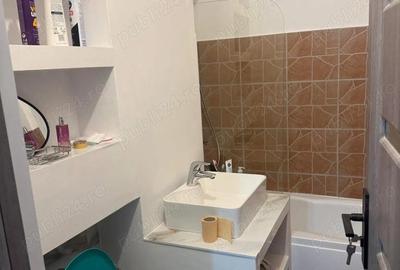 Garsonieră decomandată în Central - 2