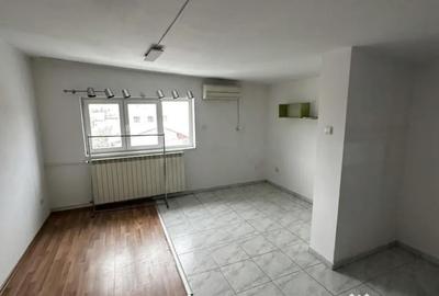 Spațiu comercial, de 60 mp, în Exterior Vest - 5