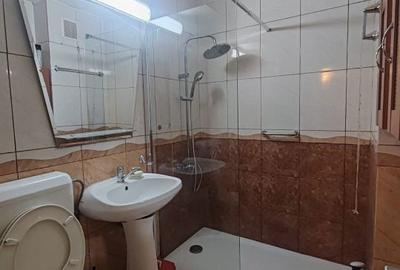 Apartament cu 4 camere decomandat în Central - 3