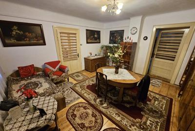 Casă cu 2 camere cu Teren 100 Mp în Central - 2