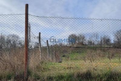 Teren de 9123 mp, în Central - 8