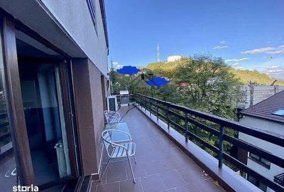 Apartament cu 3 camere în Central - 1