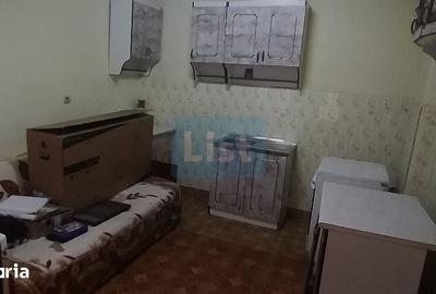 Casă cu 3 camere cu Canalizare în Central - 10