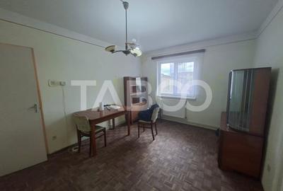Apartament 2 camere de vanzare strada Luptei la etajul 3 Apartament 2 camere de vanzare strada Luptei la etajul 3 - 5