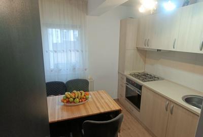 Apartament cu 2 camere decomandat în Central - 3