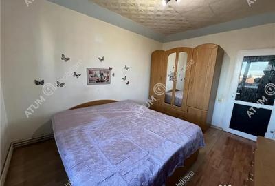 Apartament cu 3 camere decomandat în Terezian - 3