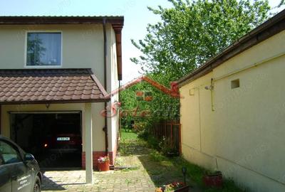 Casă cu Teren 1461 Mp în Cornu - 12