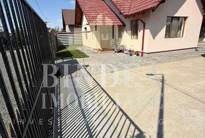 Casă individuală cu 3 camere cu Canalizare în Sânmihaiu Român - 1