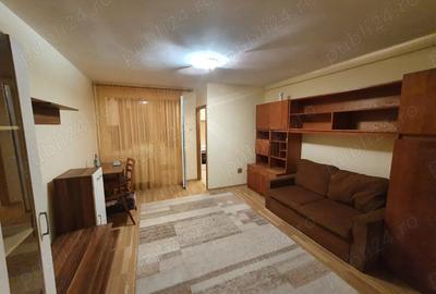 Particular ofer garsoniera (la baza Colinei Universitatii) - 3