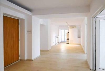 Apartament cu 3 camere decomandat în Unirii - 6