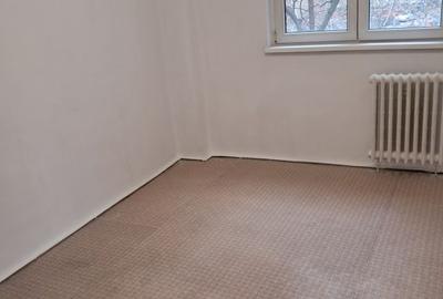 Apartament cu 2 camere decomandat în Tineretului