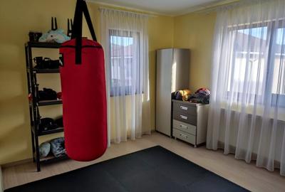 Duplex mobilat si utilat Floresti zona Terra - 6