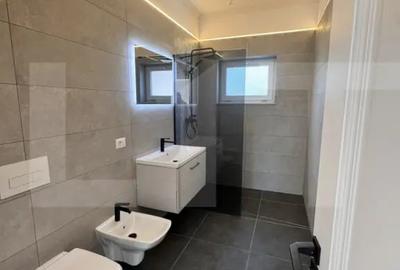 Casă cu 4 camere cu Canalizare în Central - 2
