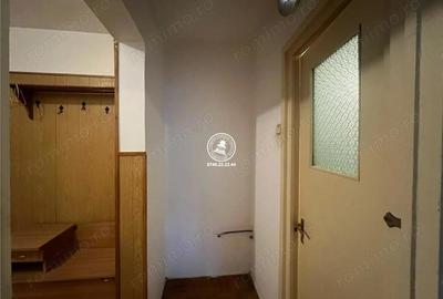 Apartament decomandat cu 2 camere in Nicolina 1, etajul 1 - 8