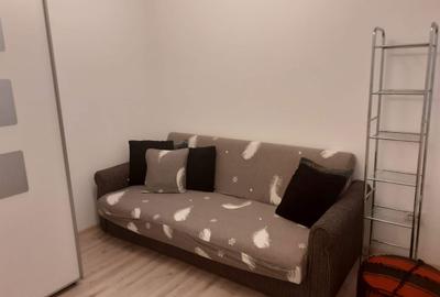 Garsonieră decomandată în 1 Mai - 1