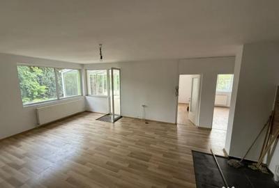 Apartament cu 3 camere decomandat în Central - 4