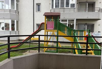 Apartament cu 3 camere de vanzare cu loc de parcare, Calea Barladului - 13