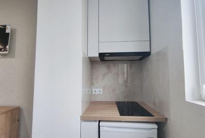 Se inchiriaza garsoniera in zona Racadau - 1