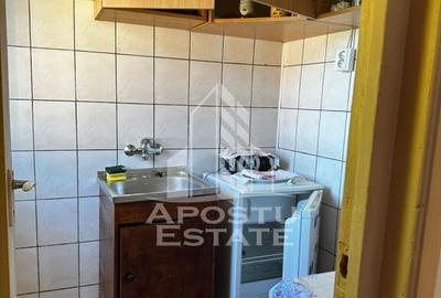 GARSONIERA , 23 mp , zona Lipovei - 3