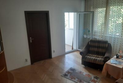 Apartament cu 2 camere semidecomandat în Titan - 3