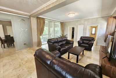 Casă individuală cu 4 camere cu Canalizare în 9 Mai - 13