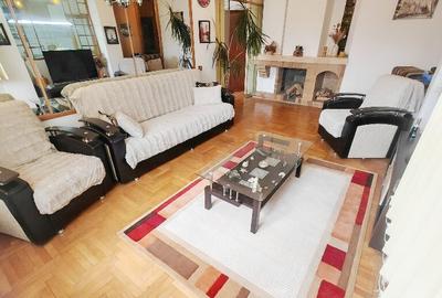 Proprietar inchiriez Apartament 4 Camere Centrul Civic - 1
